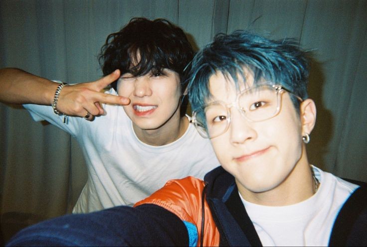 JINJIN_LATAM's tweet photo. 👩🏻‍🏫| COMUNICADO 

Como admin de esta cuenta dedicada a apoyar a Jinjin también entendemos que el apoyaría incondicionalmente a sus miembros y con aún más cariño a su compañero de Sub-Unidad. Por ello y porq se lo merece como artista y persona nosotros apoyamos en todo a #ROCKY (+) https://t.co/IWNJapigK3