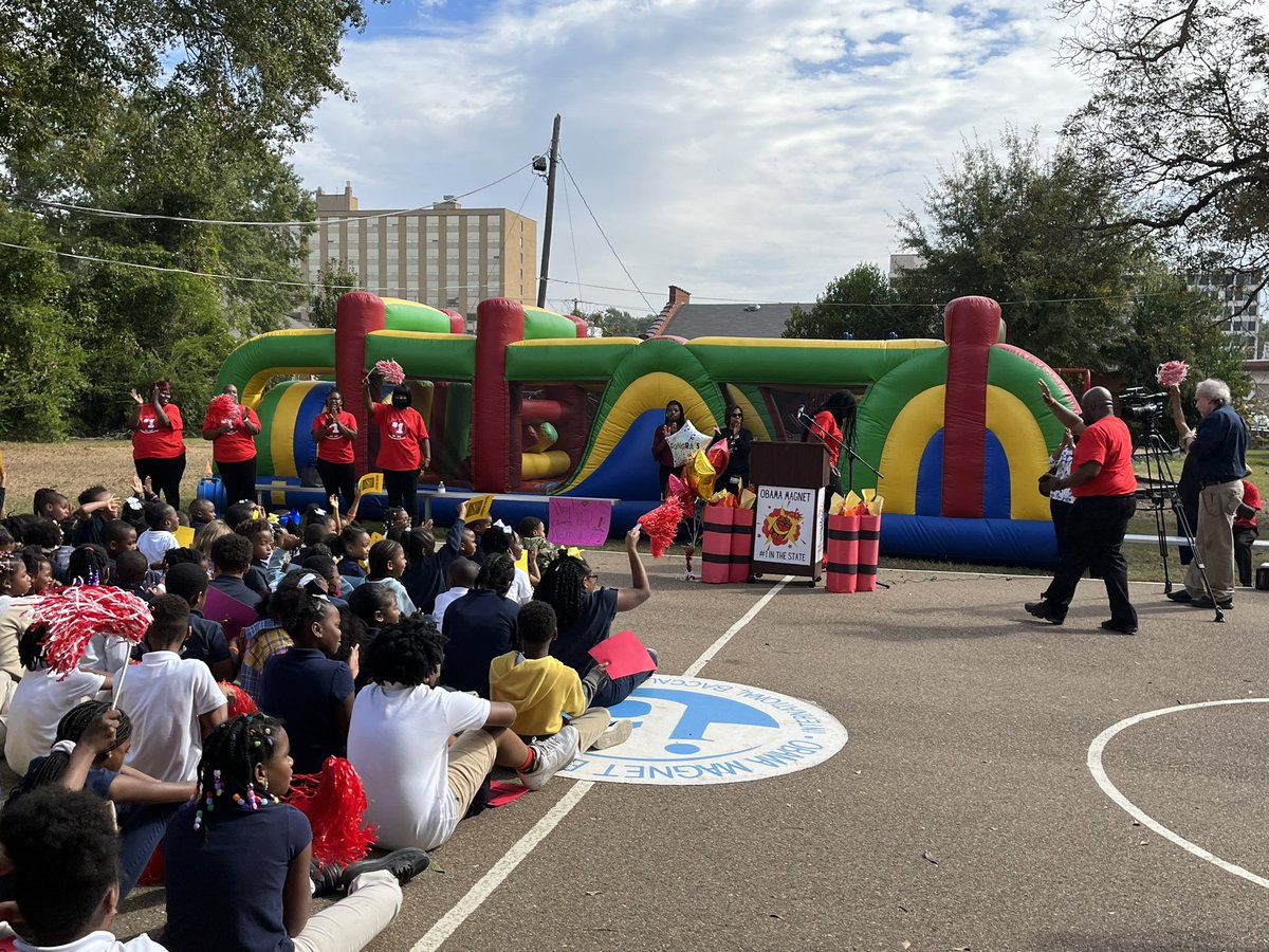 EmpowerMS's tweet photo. Congratulations to Obama Magnet School for being named the No. 1 elementary school in the state! @JPSDistrict https://t.co/5U2OLijWhv