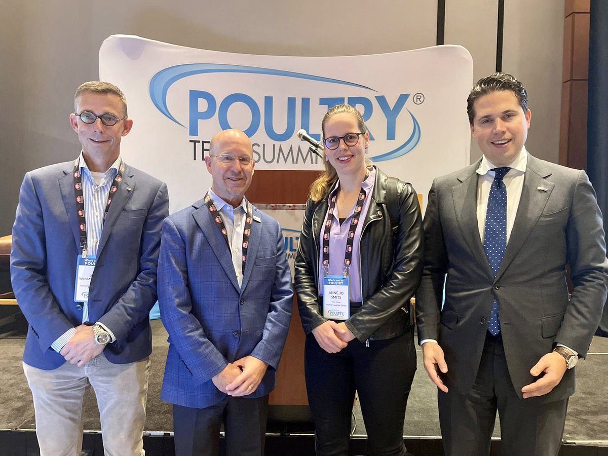 NLinAtlanta's tweet photo. A cooler approach to poultry transportation by Dutch company Van Ravenhorst Transport Solutions! A more sustainable, animal friendly & cost efficient way to transport Georgia’s number 1 export product: poultry 🐓 #PoultryTechSummit https://t.co/KbfanJUO6b