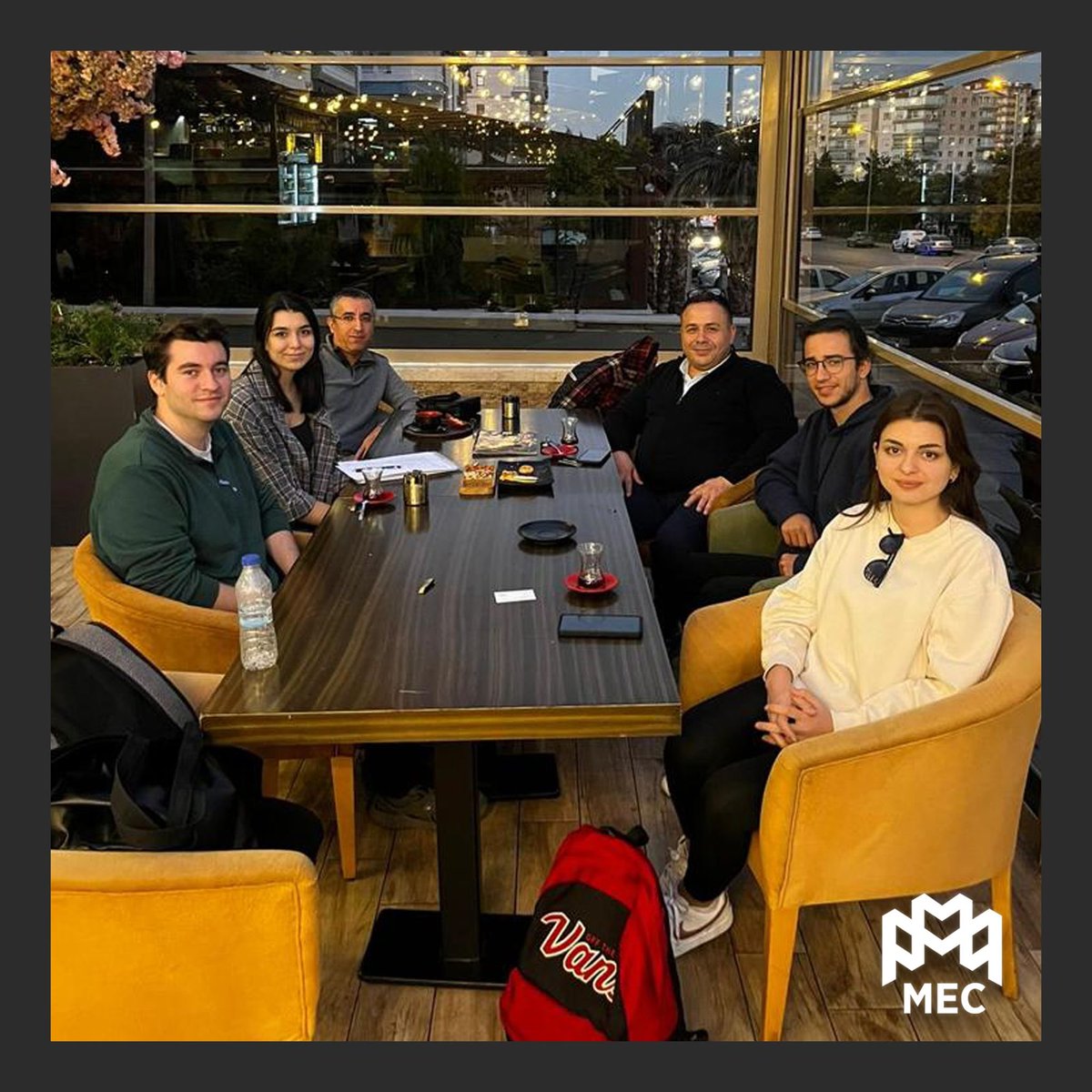 Management and Economics Club olarak İktisat bölümü hocalarımızdan Prof. Dr. Murat Aslan (<a href="/maslanim/">Murat ASLAN</a> ) ve Doç. Dr. Fatih Cemil Özbuğday (<a href="/fcozbugday/">Fatih Cemil Ozbugday</a> ) ile bir araya geldik. Hocalarımıza bize vakit ayırdıkları için teşekkür ederiz.