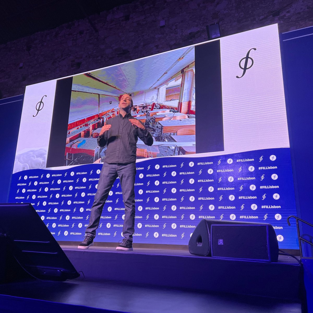 FilFoundation's tweet photo. A sobering walk through of authenticating evidence of war crimes in Ukraine - captured, verified, and stored on the decentralized @Filecoin network to preserve humanity’s most important information. 

Jonathan Dotan of Starling Labs at #FILLisbon https://t.co/YREBfbf0bE