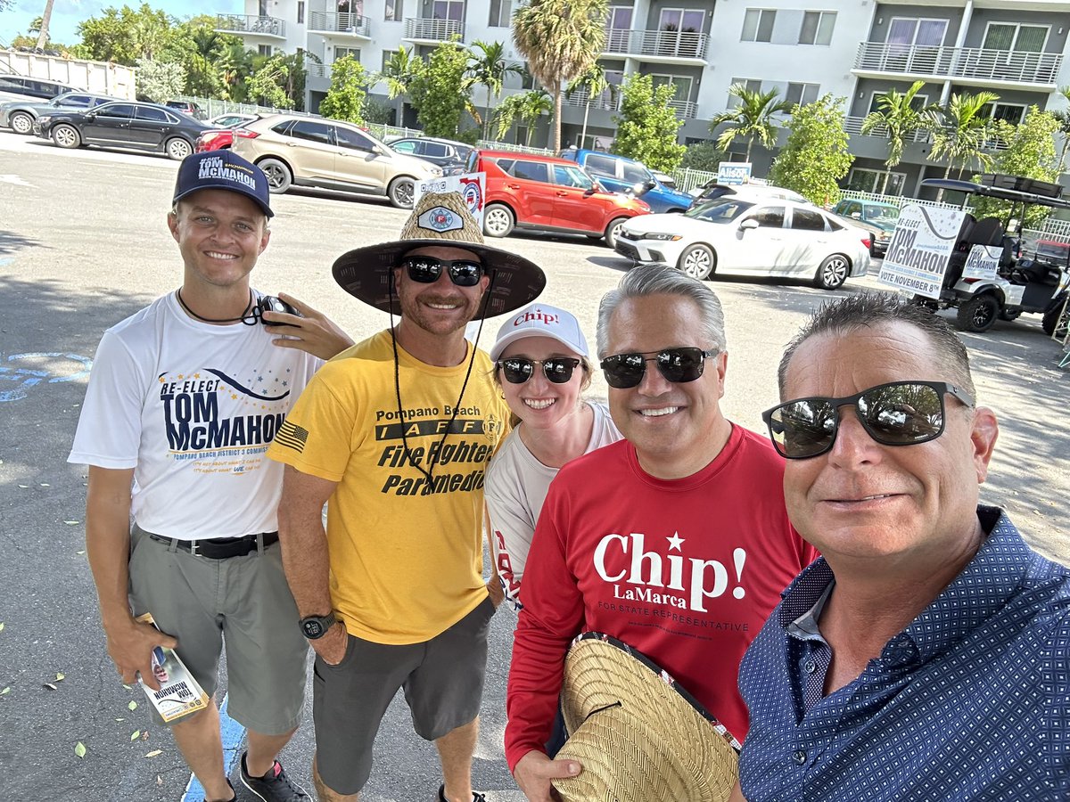 MOBILEMIKE_'s tweet photo. #MobileMike #GetOutAndVote #EarlyVoting #CoveringThePolls #MakeADifference #PromotingTheFuture #LookForUs always great to see my friend @ChipLaMarca #ForStateRepresentative and his incredible team #WorkingHard #ThankyouForYourLeadership https://t.co/BJnTlBBrBG