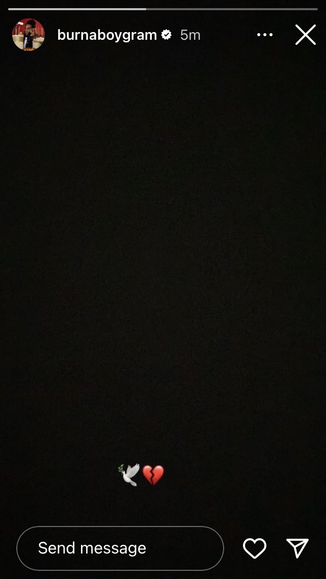 OneWordBot's tweet image. Burna boy thinks he's smart, posting emojis for Takeoff but not mentioning any names so that it looks like he's also posting for Davido. 😂😂😂