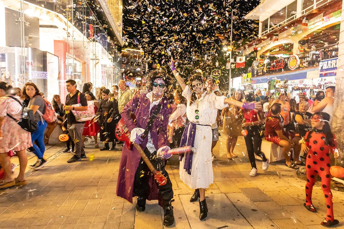 delsolphoto's tweet photo. Super fun times @kenmexplaya @condohotelplaya #Dayofthedead #diademuertos @delsoltravels #playadelcarmen https://t.co/zrIwahMib3