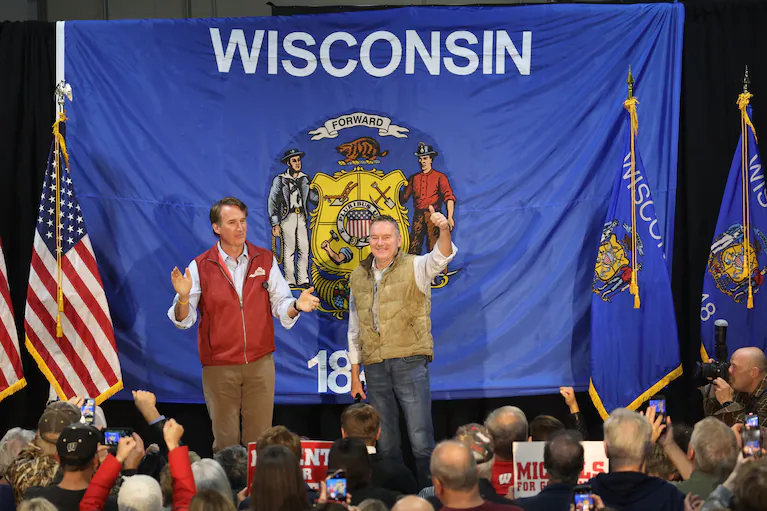 patrickdmarley's tweet photo. Candidate promises Republicans can take permanent control of Wisconsin
https://t.co/7Z7KfAYBKu https://t.co/nLrOTys8FP
