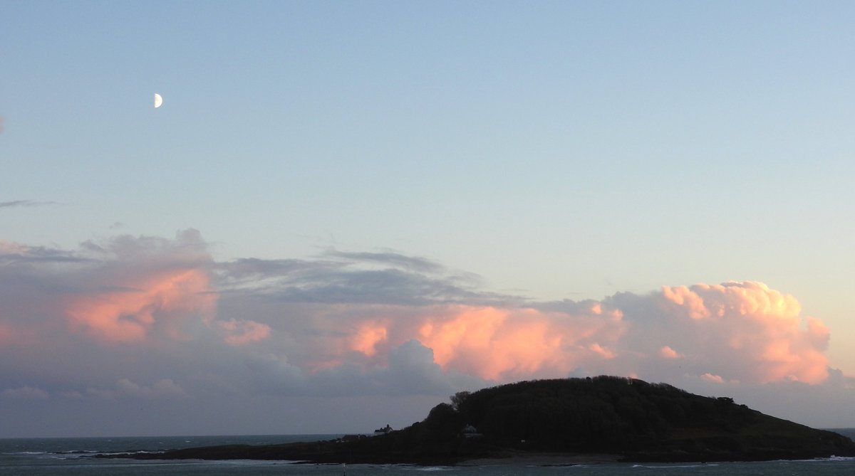 Looe Island sunset.