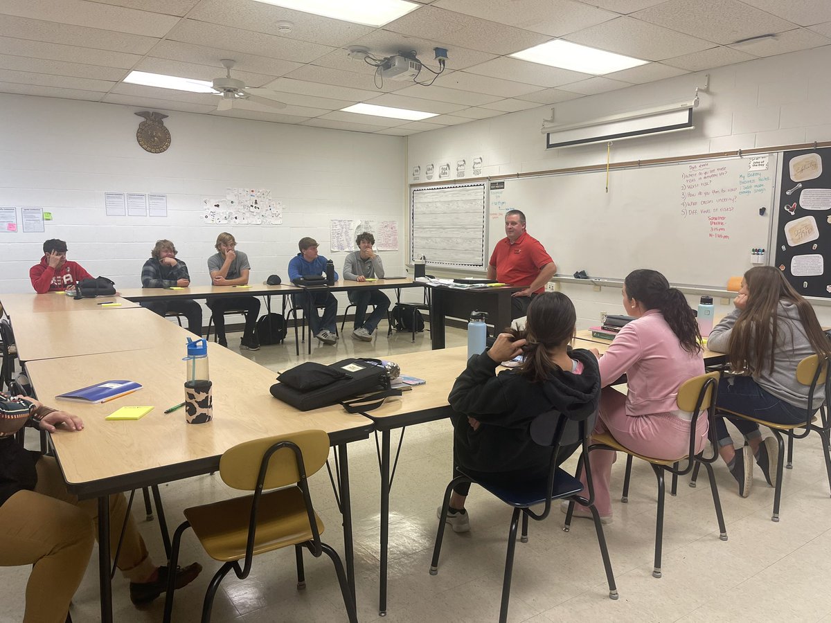 Huge thank you to <a href="/feldy53/">Dustin Feldman</a> for coming in today to talk about the different types of risks businesses incur! #huskyNProud