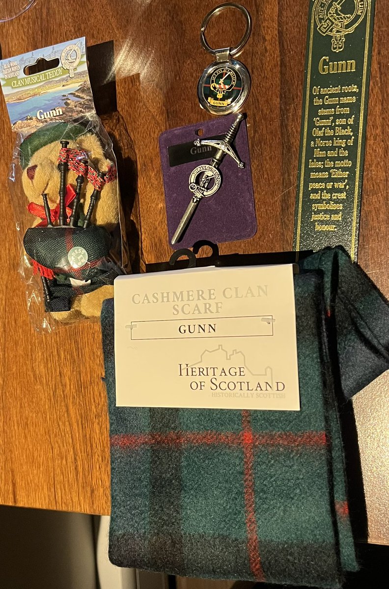 ajgunnmd's tweet photo. And, of course, we found plenty of Clan Gunn swag. #autpaxautbellum https://t.co/Q1OsTgsqC6