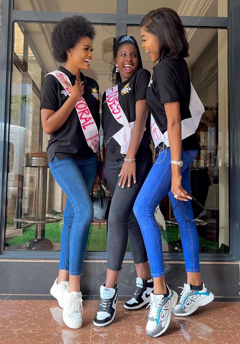ArnoldDjeff's tweet photo. @reizazollo  et @YeremouR vous souhaitent un excellent début du mois de novembre…
 #miss_cameroun🇨🇲
#_yaoundé_12/11
#beauté_camerounaise https://t.co/Ndc2LUyJ01