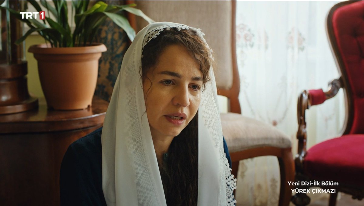 Hikayenin dramatik tarafı gayet başarılı. Özellikle Bihter Dinçel'e fazlasıyla değinmem gerekiyor. Sahnelerinde çok başarılı performans sergilemiş. Rolüne inandığı aşikar. O hissi net şekilde aldım. Emeklerine sağlık. #YürekÇıkmazı