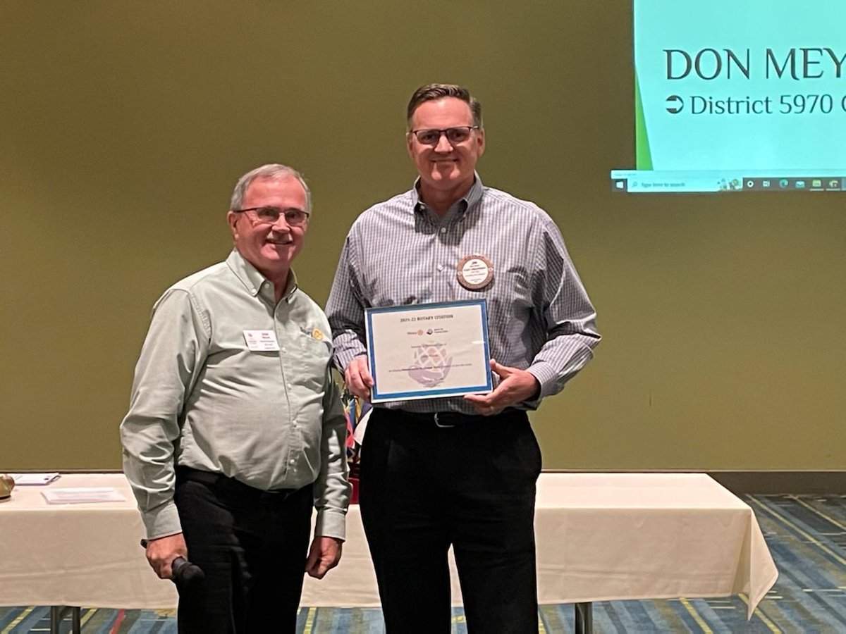 5970Rotary's tweet image. On October 31, District Governor Don Meyer visited the Cedar Rapids Rotary Club.  He is shown here with Club President Barb Randall.  He also presented the Rotary Citation award for 2021-2022 to Past President Jim Koch.