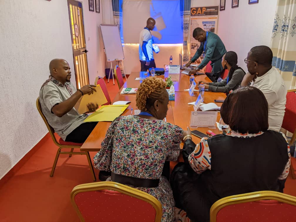 formation_gap's tweet photo. Le séminaire inter portuaire sur l'acquisition des principes clés dans l'organisation et la gestion portuaire ça continue à GAP Lomé! Comme toujours convivialité et échanges fructueux étaient au rendez-vous.

#GroupeAfriquePerformances #GAPformation #formationcontinue #Portuaire https://t.co/BOd3GJkS2p