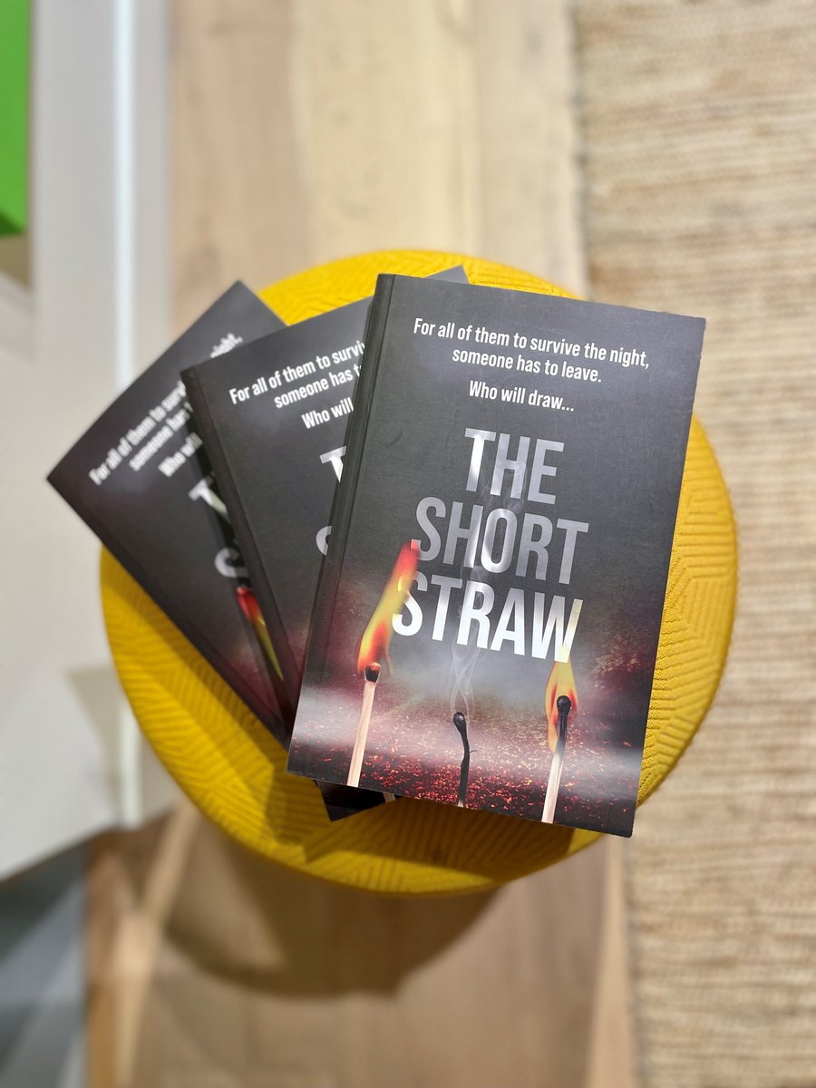🔥 PROOF GIVEAWAY! 🔥

We are giving away three (yes, three!) advance copies of <a href="/hollyseddon/">hollyseddon</a>'s propulsive, deeply chilling THE SHORT STRAW. To enter, simply like and retweet by Friday 4th November at 12pm. Good luck to all - hope you draw the long straw!