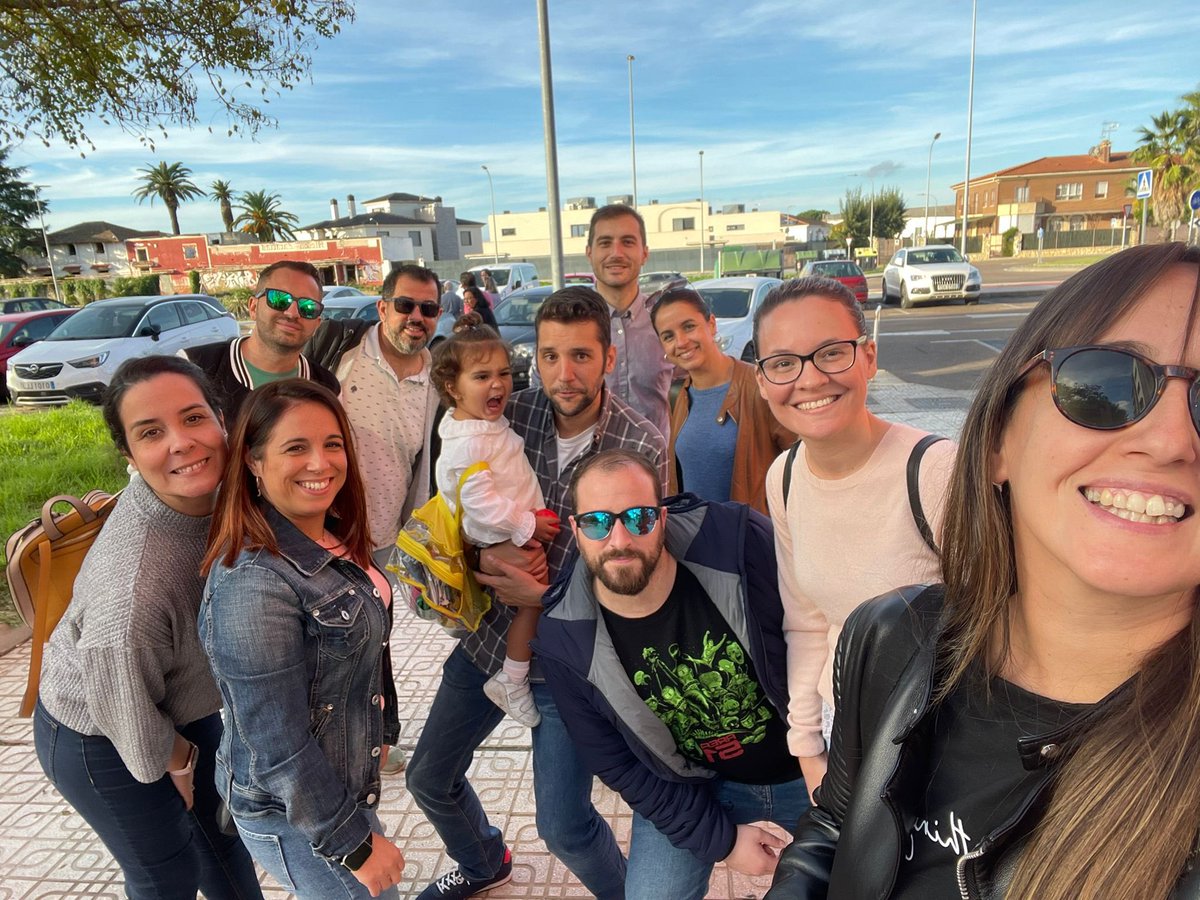 Este año no nos pilla el toro!! #TrajePara10Dias #CarnavalBadajoz23