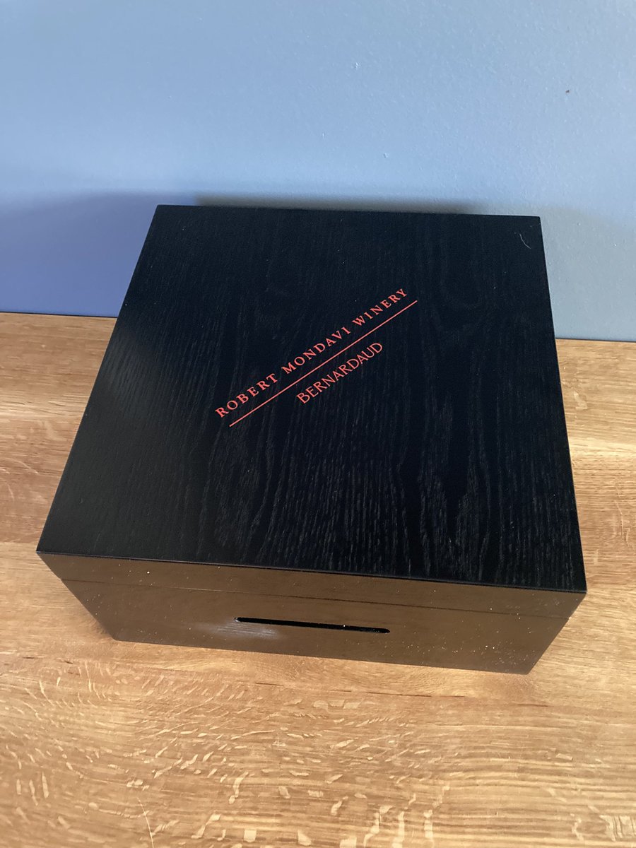 LionKing65 (@lion_king65) on Twitter photo Gotta be one of the coolest physicals Iβve got from a nft, <a href="/RobertMondavi/">π·π·π·.RMW.eth</a> really delivered on this bottle! The presentation is amazing and the quality is top notch. Super pleased and very happy! Gotta be one of the coolest physicals Iβve got from a nft, <a href="/RobertMondavi/">π·π·π·.RMW.eth</a> really delivered on this bottle! The presentation is amazing and the quality is top notch. Super pleased and very happy!