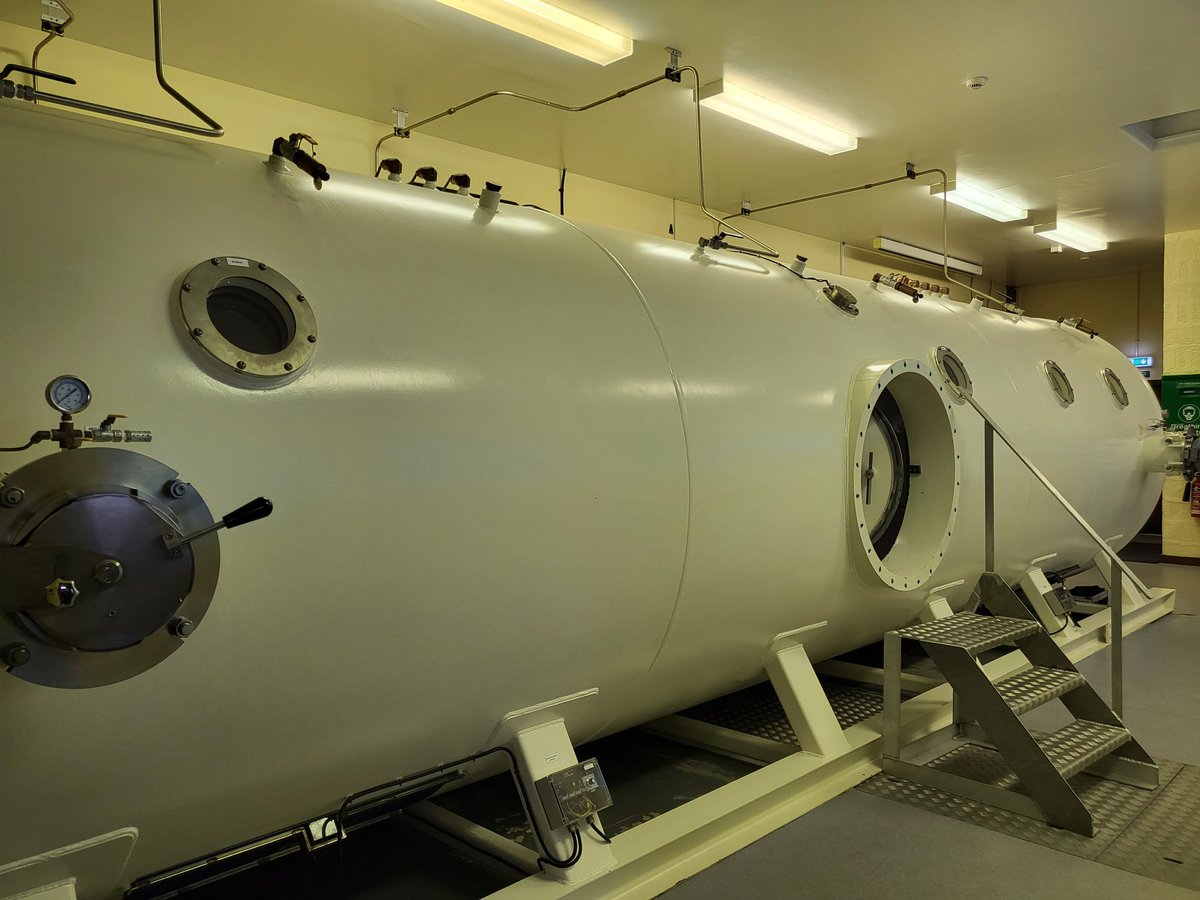Delighted to finally be able to visit the Stromness hyperbaric chamber for in person inspection.
A very dreich day but a very warm welcome from Andy and Malcolm. 
<a href="/NHSGrampian/">NHS Grampian</a> <a href="/NHSOrkney/">NHS Orkney</a>