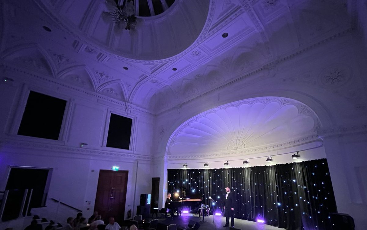 bridgingdotcom's tweet image. Reward Finance Group’s on song — and it's music to Moira’s ears!

A £435,000 cash injection provided by Reward Finance Group will help a unique entertainment venue in Caernarfon to expand its live events programme. 

bridging.com/news/reward-fi…

@RewardFinance members of @NACFB