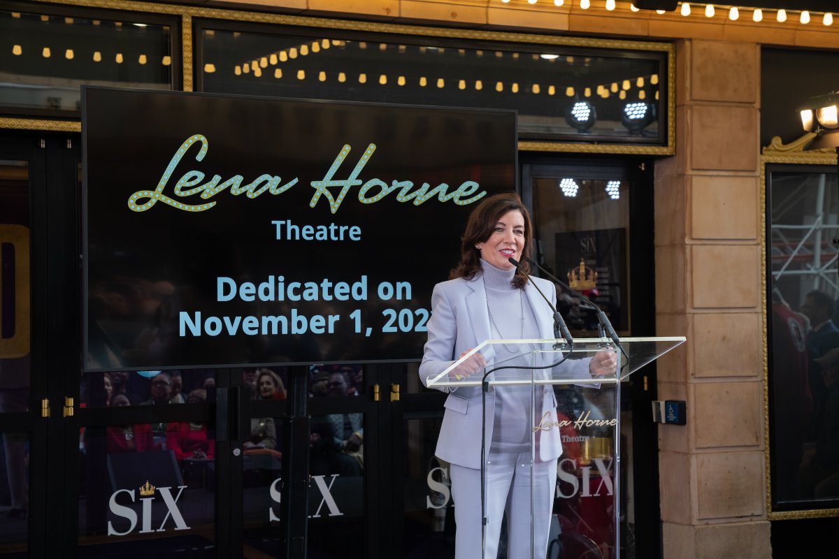 Governor Kathy Hochul on Twitter: "Brooklyn’s own Lena Horne was a