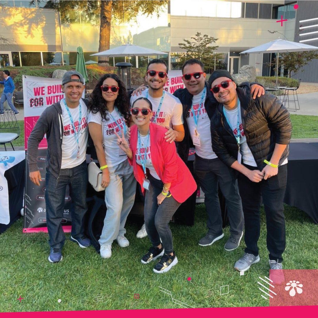 How great was #SDSW2022? Well, we were able to meet and get closer to several interesting projects, talk to entrepreneurs and share ideas that (hopefully very soon) will transform into actions! 🚀 In conclusion: it was awesome.