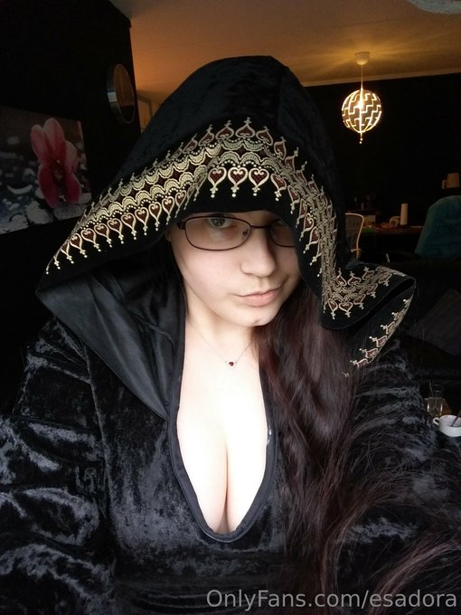 Esadora’s pics and videos