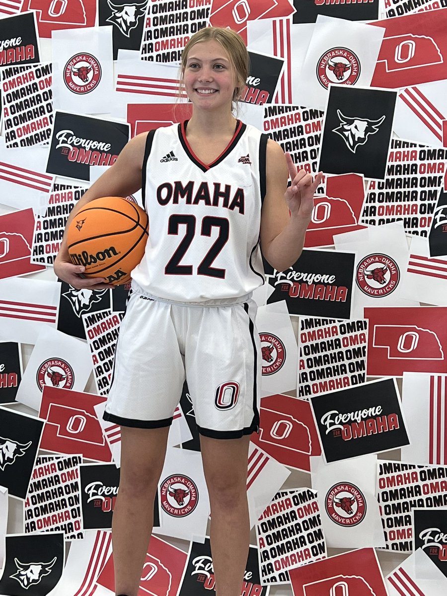 I am grateful to have received an offer to play basketball at the University of Nebraska Omaha! <a href="/OmahaWBB/">Omaha Women’s Basketball</a> Thank you!! <a href="/CarrieBanks10/">Carrie Banks</a>, <a href="/hudson85734/">Coach Darryl Hudson</a>, <a href="/tania_davis1/">Tania Davis</a>, <a href="/megan_black33/">Megan Black</a>