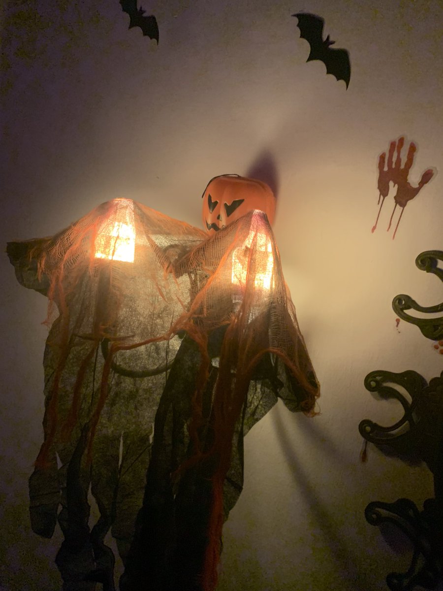 sbren_BB's tweet photo. 🎃💀 https://t.co/KzD5B2q2QB