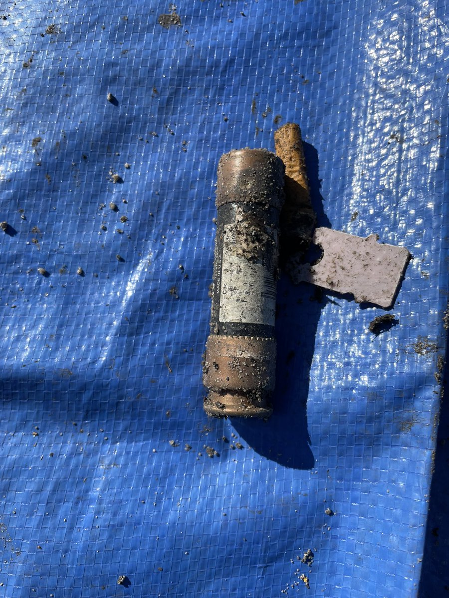 HanDefrond's tweet photo. This week I am in Michigan visiting some of our #ITTN sites from @GLPCleanup. First up, Manistee to see the #GutterBins at Meijer! Todays finds included an electrical fuse and some confetti #TrappingTrash @UofTTrashTeam @OurOcean https://t.co/yw9IgR5iNQ