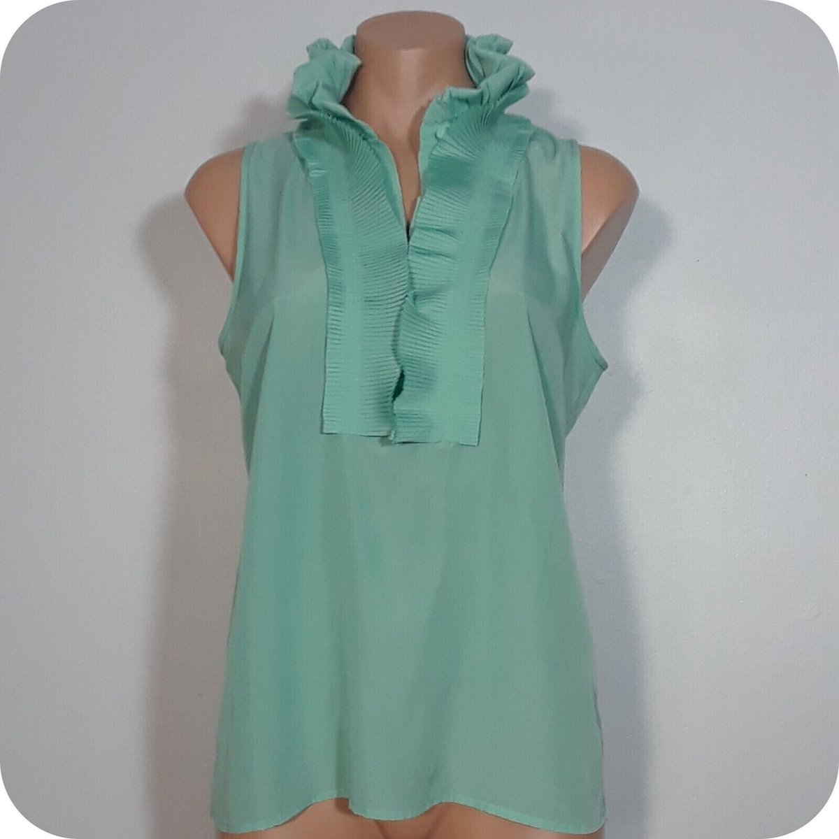 versalhill's tweet photo. J.CREW https://t.co/LqTH5TLH8u Women's Blouse Sheer Sleeveless Ruffle V-Neck Candy Green

#JCREW #Womens #Blouse #Sheer #Sleeveless #Ruffle #VNeck #Candy #Green
#Versalhill https://t.co/g3rNrBY29H #VersalCentre #save #sale #shopmycloset #promotion #freeshipping #fastshipping https://t.co/pGhJ1Fiq98