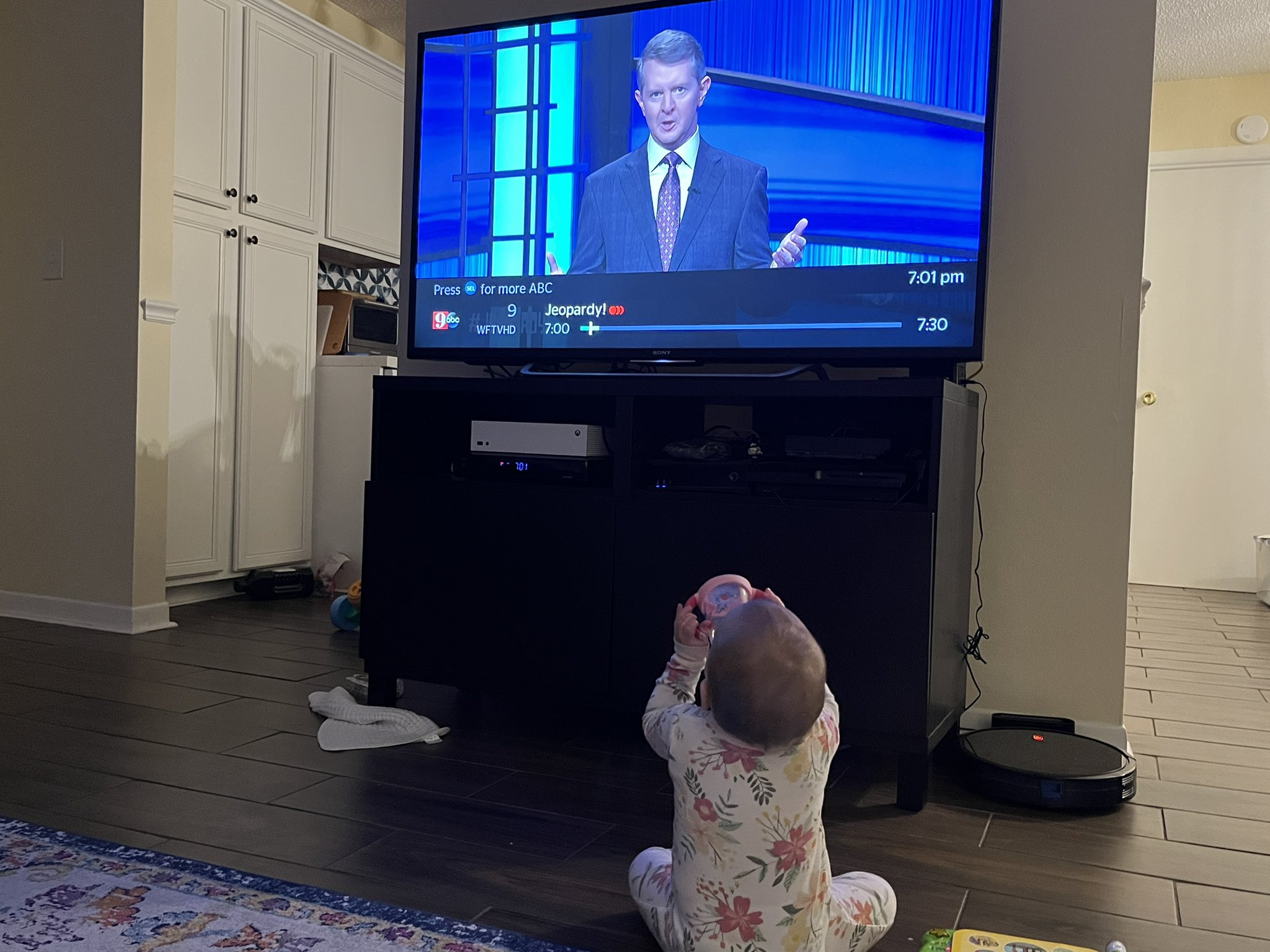 Chris Graham On Twitter My 11 Month Old Girl Is Geeking Out To chris-graham-on-twitter-my-11-month-old-girl-is-geeking-out-to