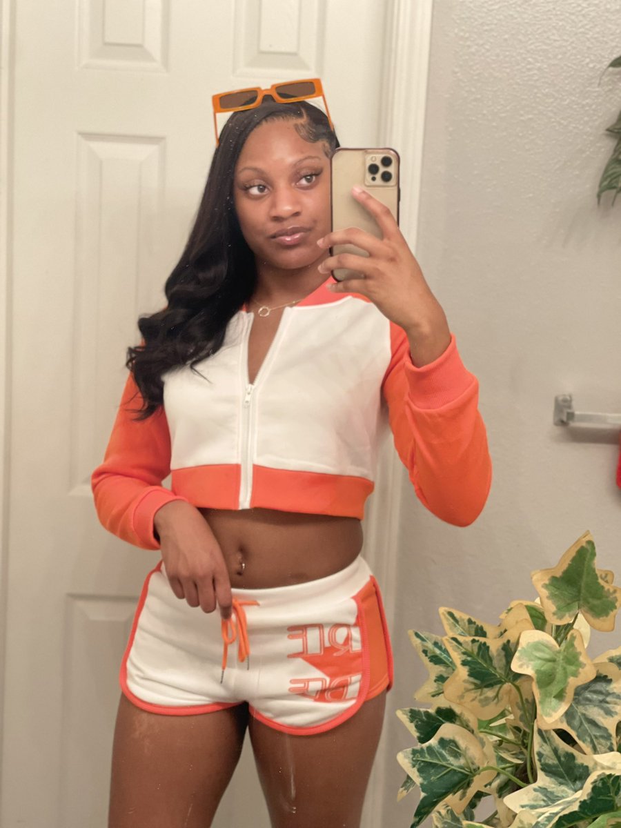 _AsiaJade tweet picture