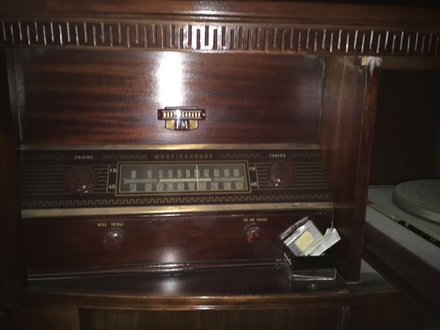 Would anyone in the Bay Area like a gorgeous Westinghouse console AM/FM radio/record player? Free to a good home — my family needs to clear it out of my dad’s childhood home in Marin ASAP.