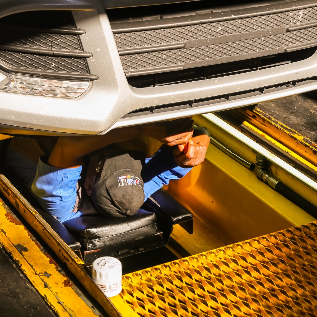 When you need a fast oil change and car wash, the name #EZCleanWashAnd10MinuteOilChange should immediately come to mind.