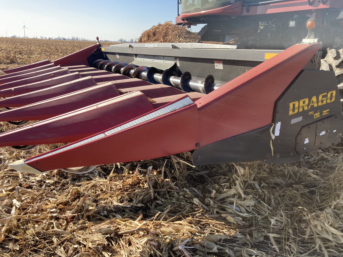 Drago corn head for Sale. Get while she is hot! Still in her working clothes. Retweets appreciated