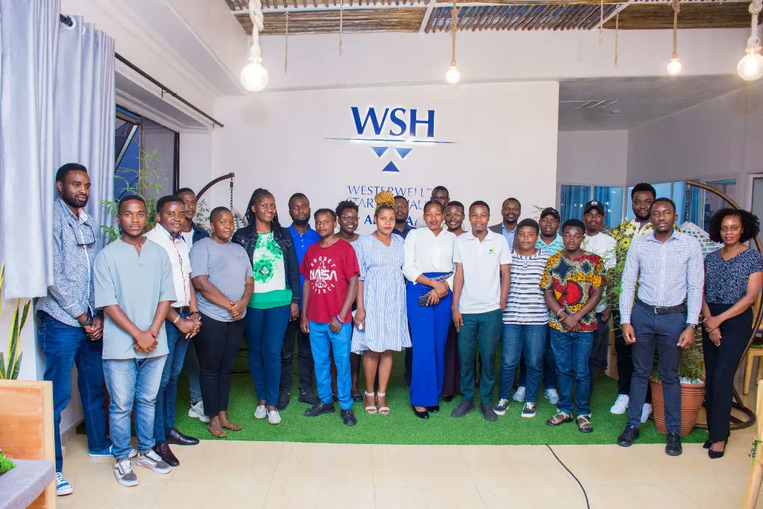 WSH_Arusha's tweet photo. Yesterday we kicked off the #DigiTrade tourism events with a panel discussion on digital transformation in the tourism sector in 🇹🇿
On the panel we had @PaulinaMkama from Tanapa and @nangidare to share their insights on how the digital technology has helped transform the sector. https://t.co/syoIc6Mm17