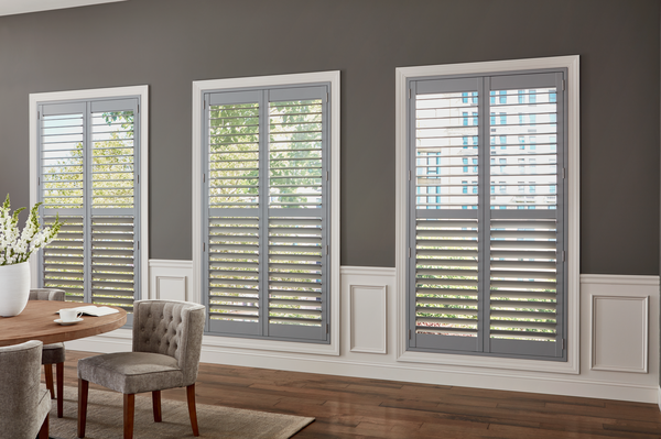 Love your soft close kitchen cabinets? Now you can enjoy the same features on authentic hardwood shutters. <a href="/LaurasDrapery/">Laura's Draperies, Bedspreads & More</a> Close all your shutter louvers with just one touch. Learn more at laurasdraperiesct.com/hunter-douglas…

#Connecticut  
#Norwalk
#Stamford 
#Greenwich 
#Westport
#Weston