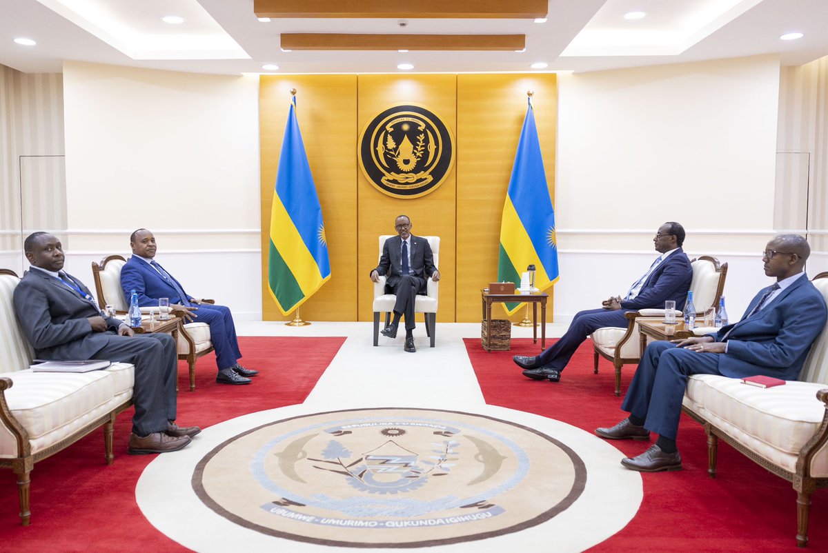 President Kagame also received Peter Mathuki, the Secretary-General of <a href="/jumuiya/">East African Community</a>, who updated the President on the work of the secretariat to advance the political and economic integration of member countries of EAC.