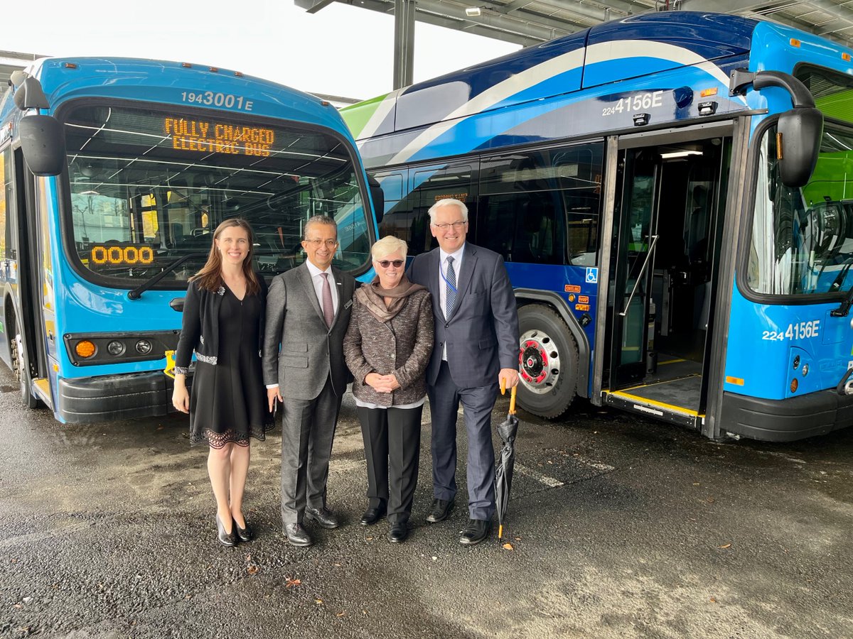 Our technology is powering the 1st microgrid-powered bus terminal in the Washington region! It was so exciting to be a part of the launch event. Congrats to <a href="/MontgomeryCoMD/">Montgomery County MD Government</a> for democratizing access to EV transportation &amp; to @Alphastruxure for leading this benchmark project.