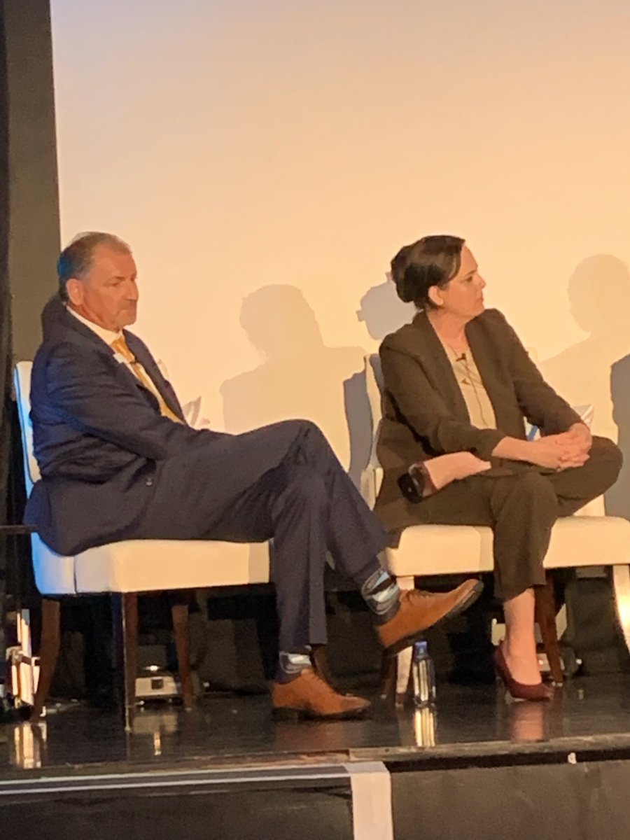 Lee Ann Shay tweet media