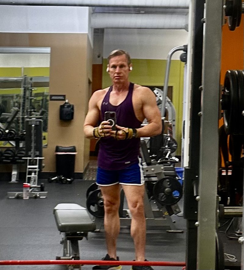RandallAllenPro's tweet photo. Dead lifts today!
Fueled by MuscleTech
Use 30% off code TREAT at https://t.co/QkLdD0dq11 and get ripped! https://t.co/jXJ0Pb2GcV