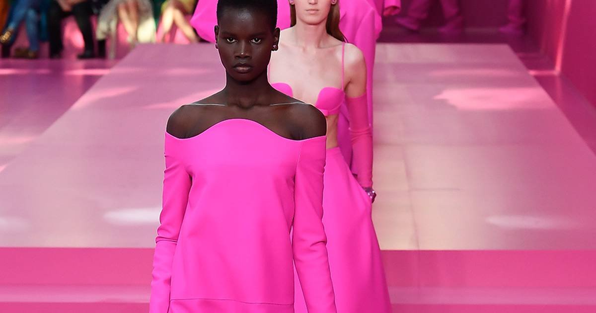 How hot pink dominated the fashion industry: trib.al/266qFq0