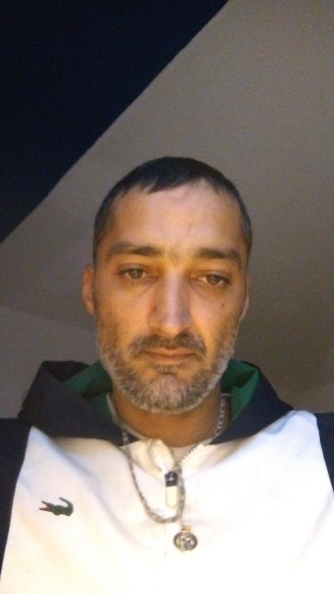 David51084396's tweet photo. Nathalie bah c'est David, j'ai pu me reconnecter, depuis ce midi j'essaye de t'envoyer des messages mais je vois que tu réponds pas, donc on va en rester là , mais je te souhaite le meilleur pour la suite et prends bien soin de toi. Je ne t'oublierai pas de sitôt crois-moi❤️‍🩹 https://t.co/fgR1JJxDwU