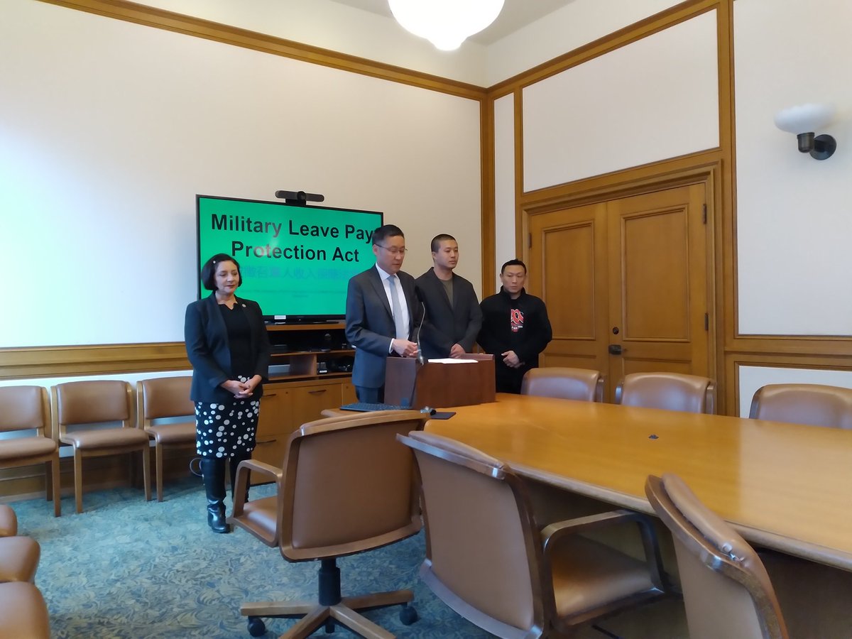 SFVetCommission's tweet photo. Today we announced with @myrnamelgar, @D4GordonMar and @alankennywong proposed legislation to help veterans working for big employers be paid the difference between their military and civilian wages for up to 30 days. Veterans shouldn't have to sacrifice $$ security for serving! https://t.co/7T7Np0EDvP