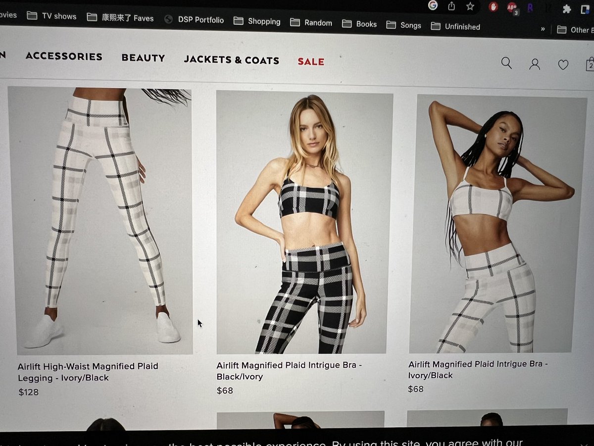 helloconniew's tweet photo. Lmao by getting the set you save $0 https://t.co/di9tb4ubq2