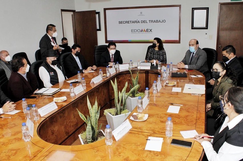 JaimeRebolloH's tweet photo. Este martes, en compañía de nuestra secretaria del Trabajo @MaribelGE10, se llevó a cabo la Sesión del Consejo de Administración del @ICATIedomex_, continuamos dando seguimiento a los acuerdos que fortalezcan la capacitación y la infraestructura de las #EDAYOS. #Creciendojuntos https://t.co/ZcoTS8oi5S