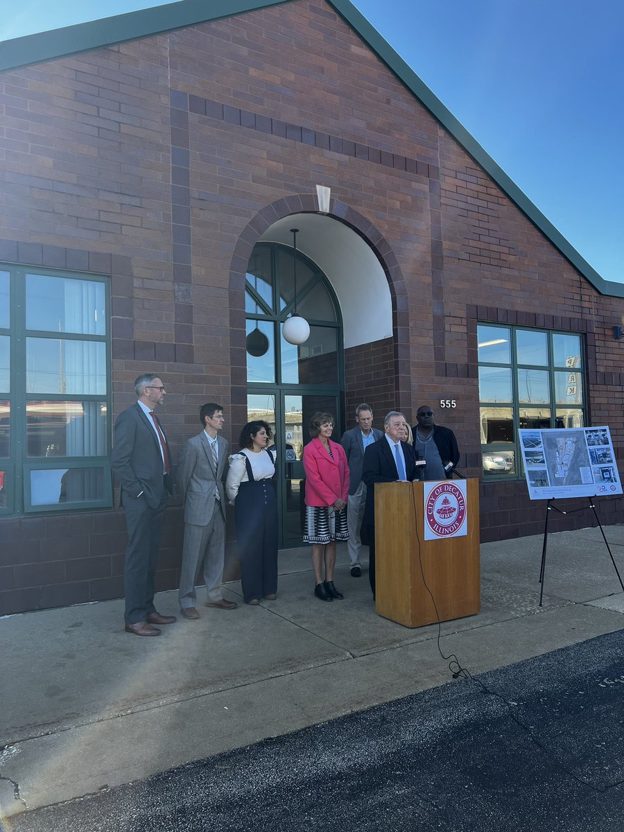 senator-dick-durbin-on-twitter-since-covid-the-decatur-public