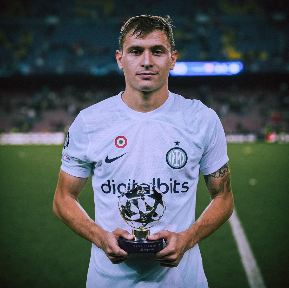 FCInterTurk's tweet image. Nicolo Barella bu sezon şimdiye kadar 1.53 (xG)'den 5 gol çıkarmayı başardı. Kendisi bu alanda avrupada birinci sırada.

[via @xGSerieA]