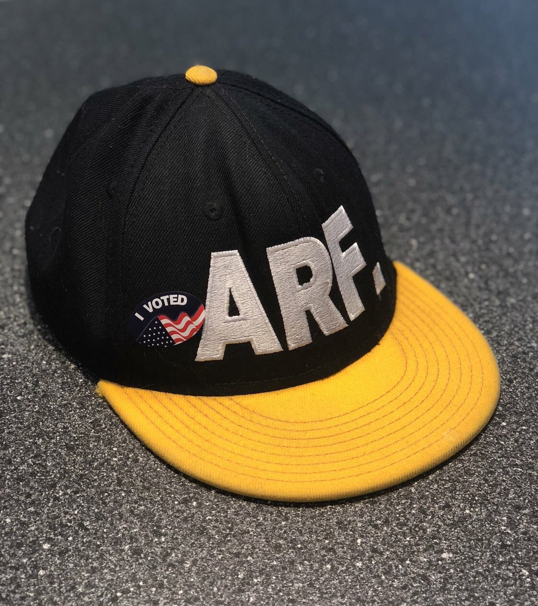 DaxterDingo 🔜 MFF on Twitter "So the company that made these hats, are