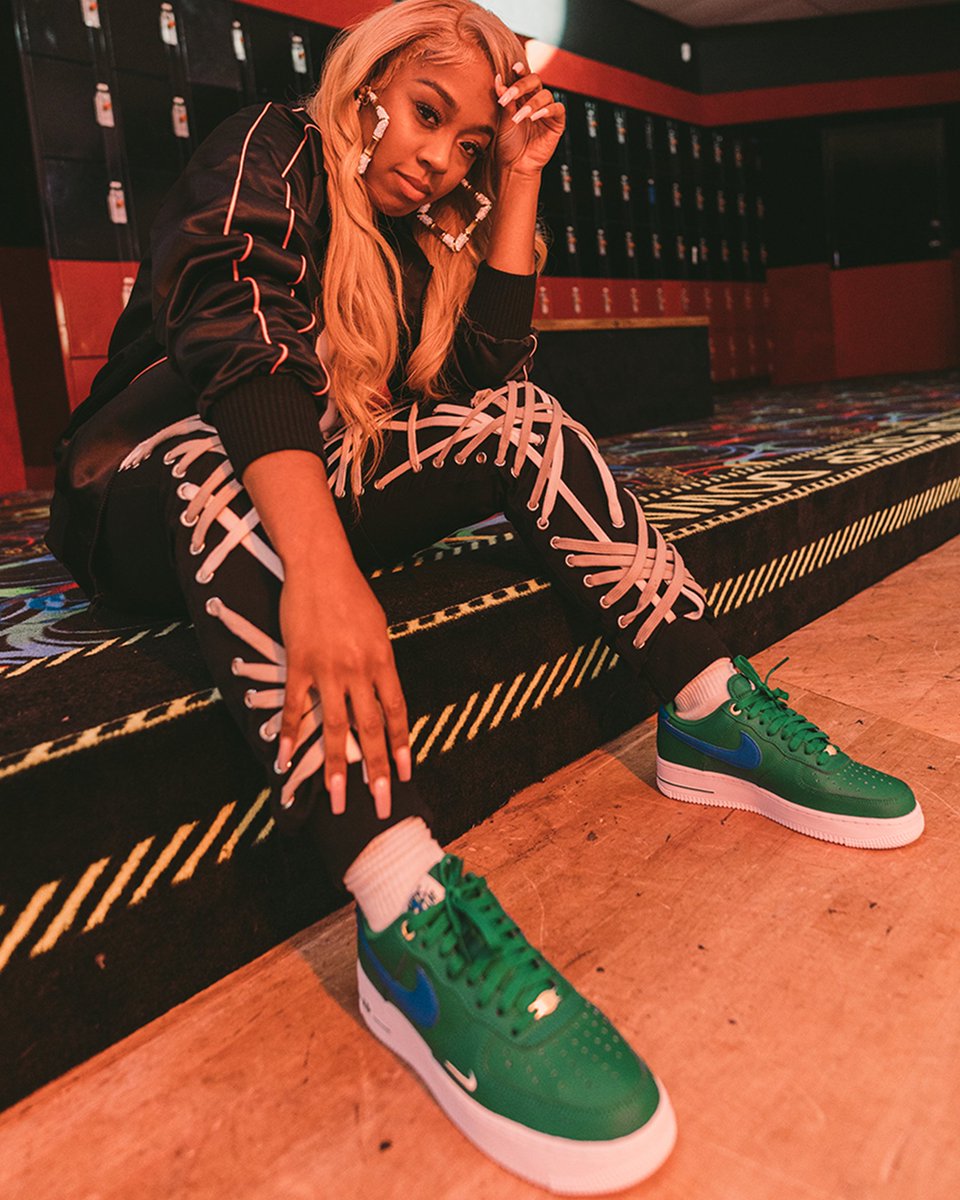 air force 1s footlocker