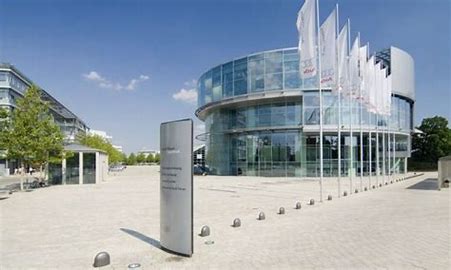 AUDI Listenbourg ✪ tweet media