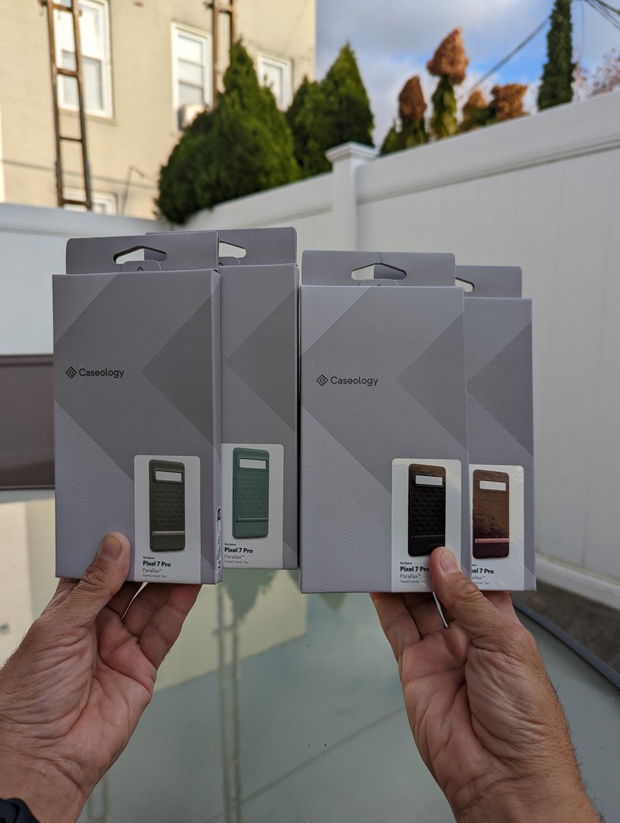 Lenny_Bons's tweet photo. Cant wait to try out the @caseology cases for the #pixel7pro we have #nanopop #athlex #parallax all different styles but same great protection. Review coming soon. https://t.co/xmzjHRYu4u